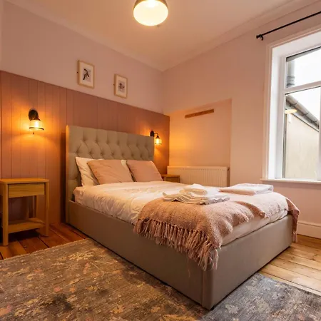 Large Home In Cardiff'S City Center - 14 Beds Exterior photo